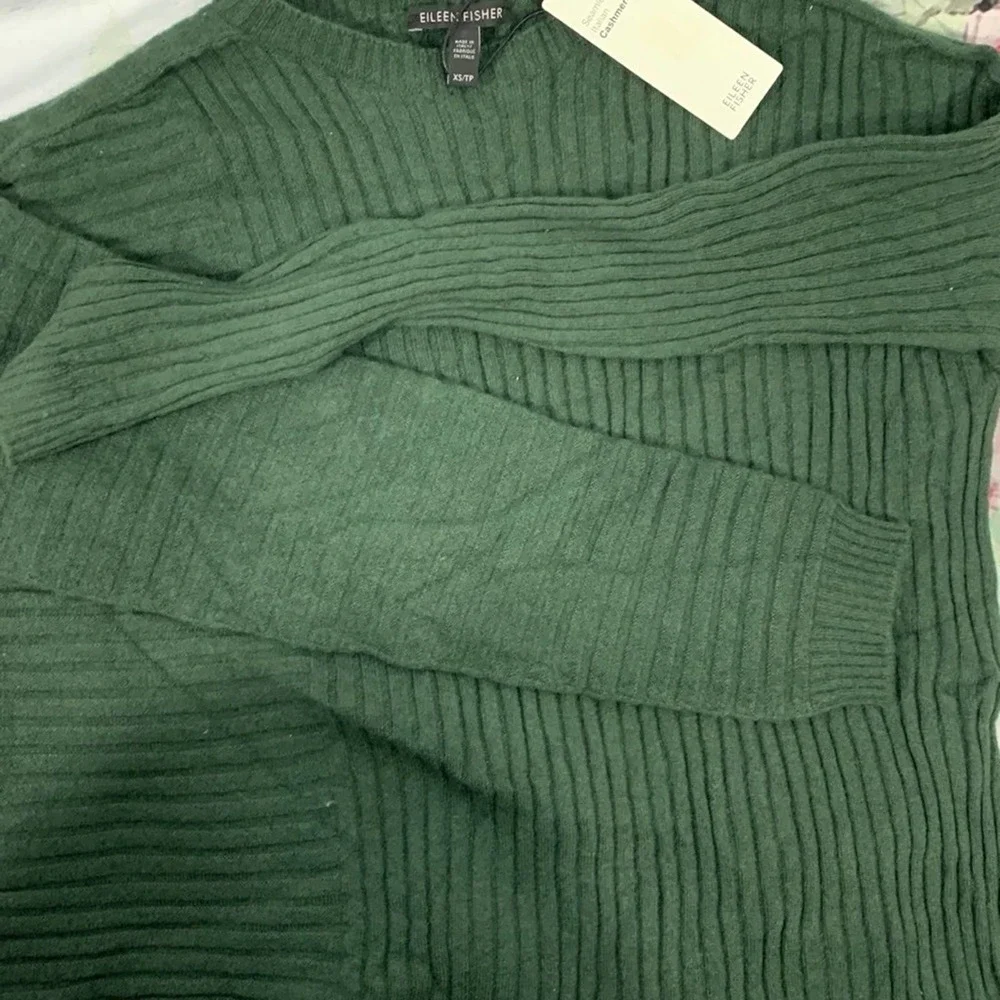 Eileen Fisher Seamless Italian Cashmere Sweater (NWT)‎